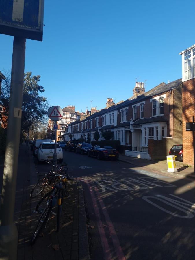 Lovely Newly Refurbished Apartment In Battersea Londres Exterior foto
